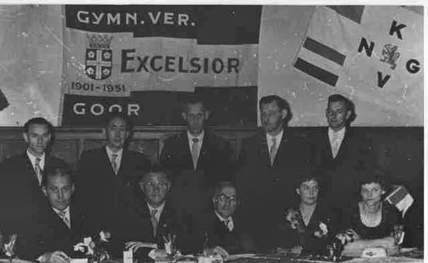 Het bestuur van Excelsior in 1951